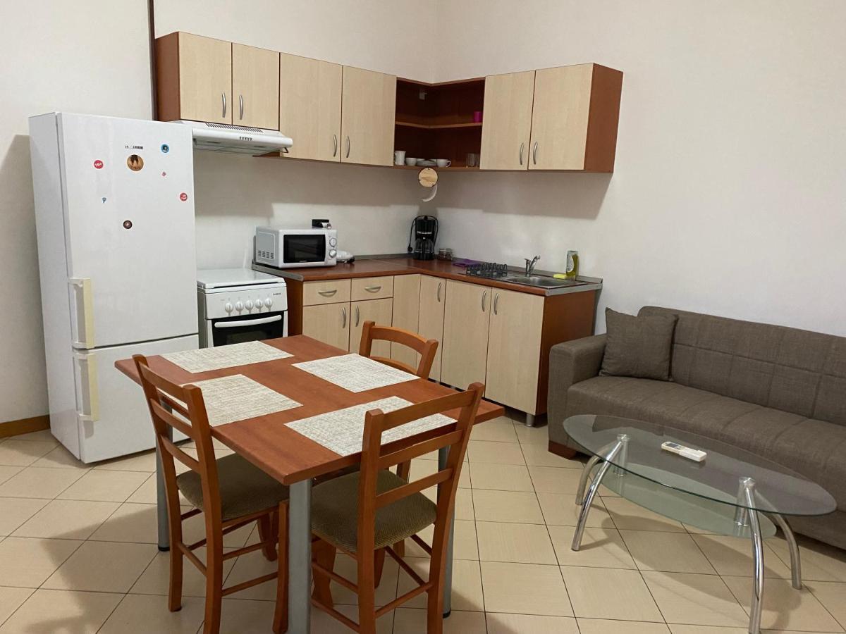 Apartament Piata Victoriei Timisoara Appartement Buitenkant foto